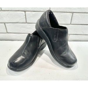 Crocs Work Chelea Black Leather Slip-Resistant‎ Slip-On Clogs Shoes Women 7W